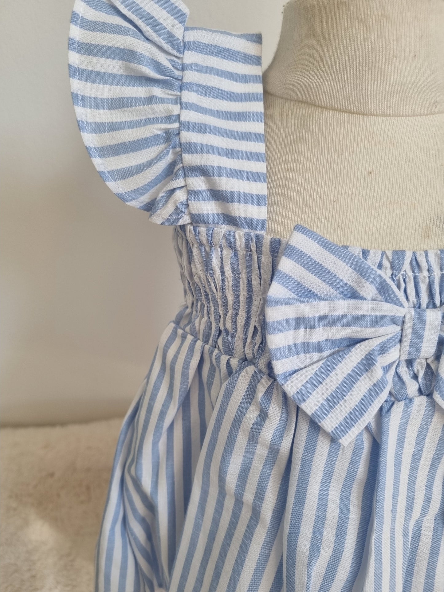 Robe Rayée - Élégance Marine